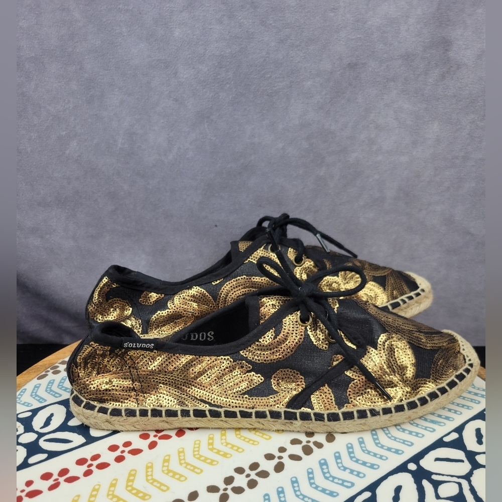 SOLUDOS Espadrille Slip On Shoes Womens SZ 8 Gold Sequin Disco Glitter